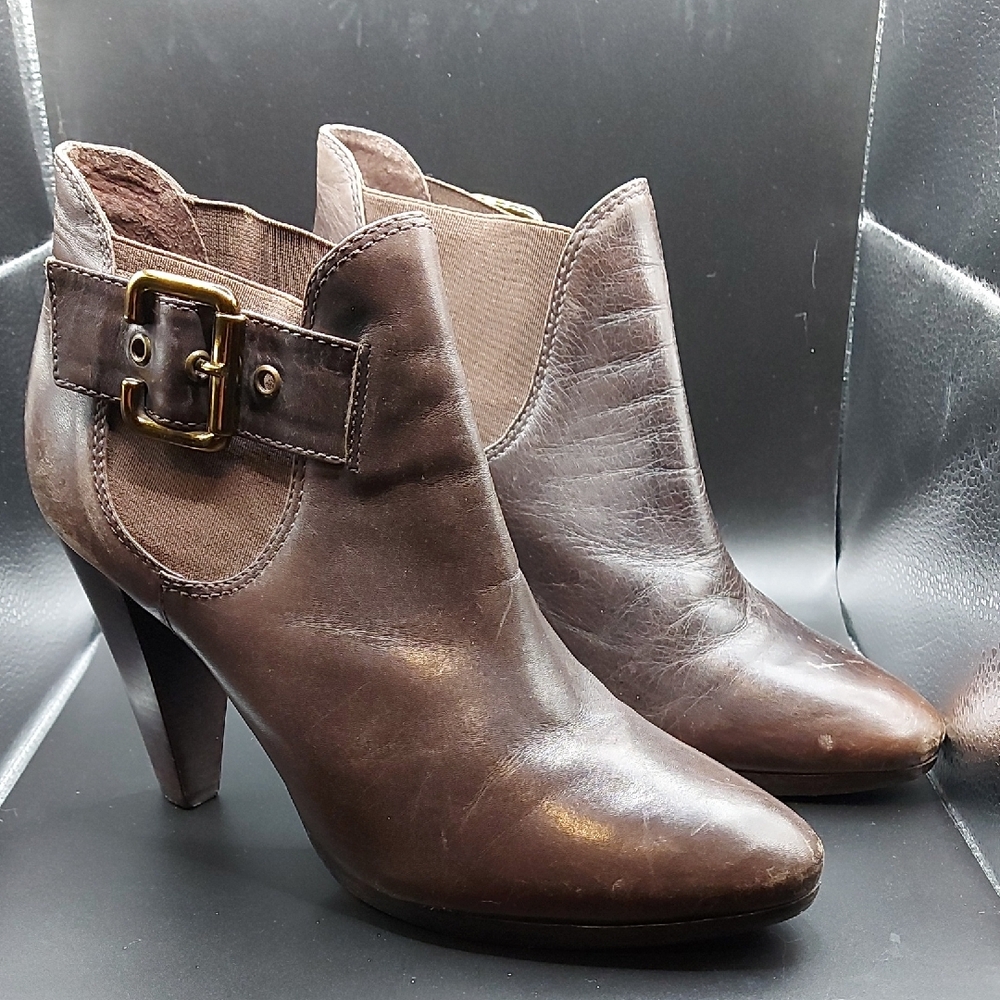 ARTURO CHIANG ♡ Ladies Brown Leather Ankle Boots